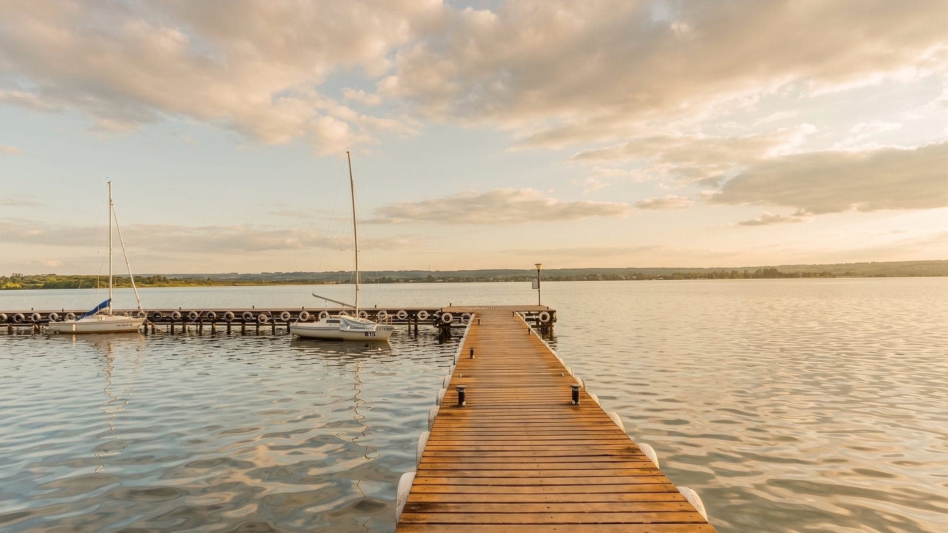 Por que o eixo do Lago Paranoá não se repete