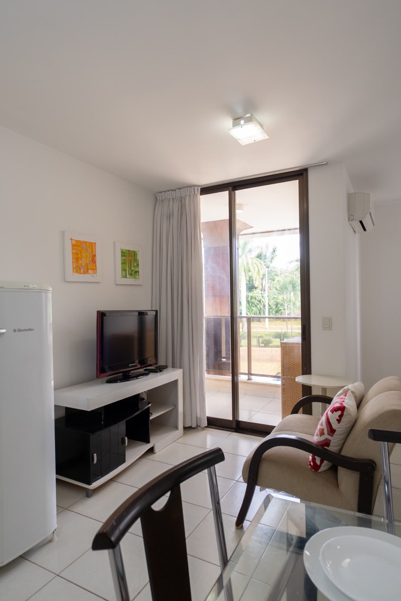 Ótimo Apartamento de canto no Life Resort
