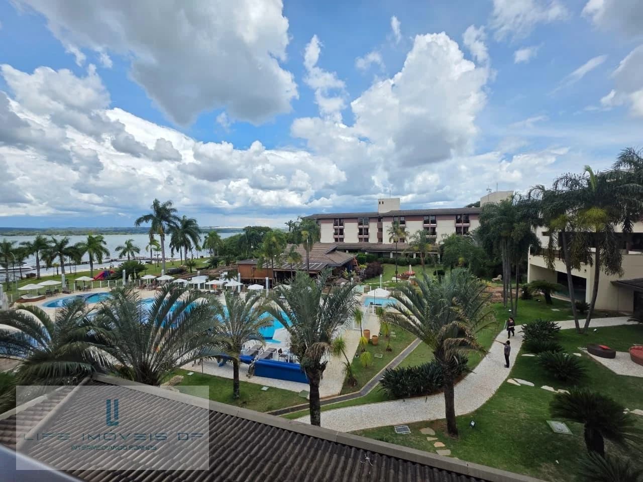 Studio mobiliado no Life Resort