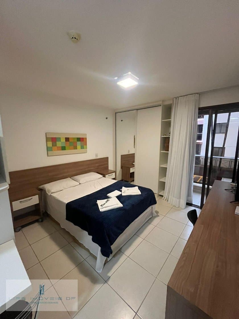 Flat mobiliado no Life Resort